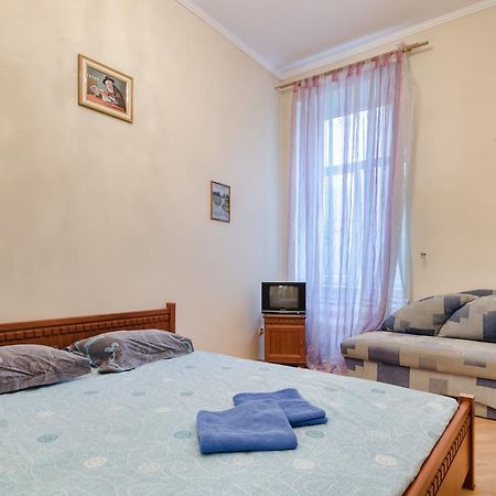 Leogrand Apartments Teodora 3 Lviv Dış mekan fotoğraf