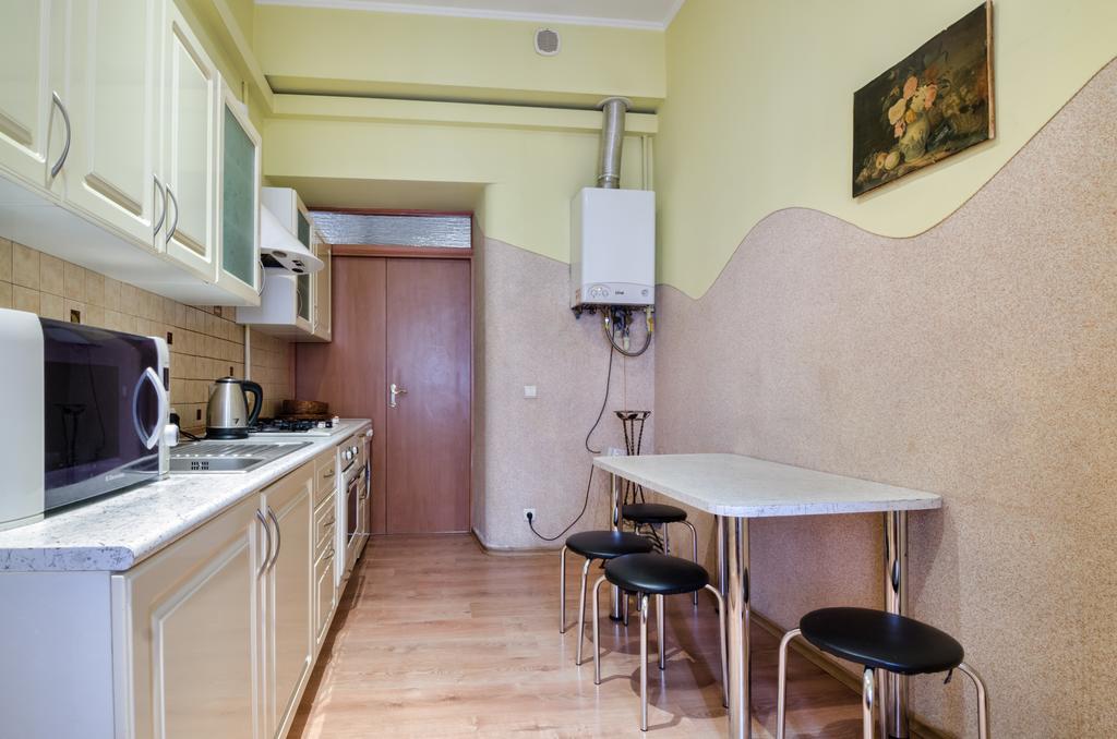 Leogrand Apartments Teodora 3 Lviv Dış mekan fotoğraf